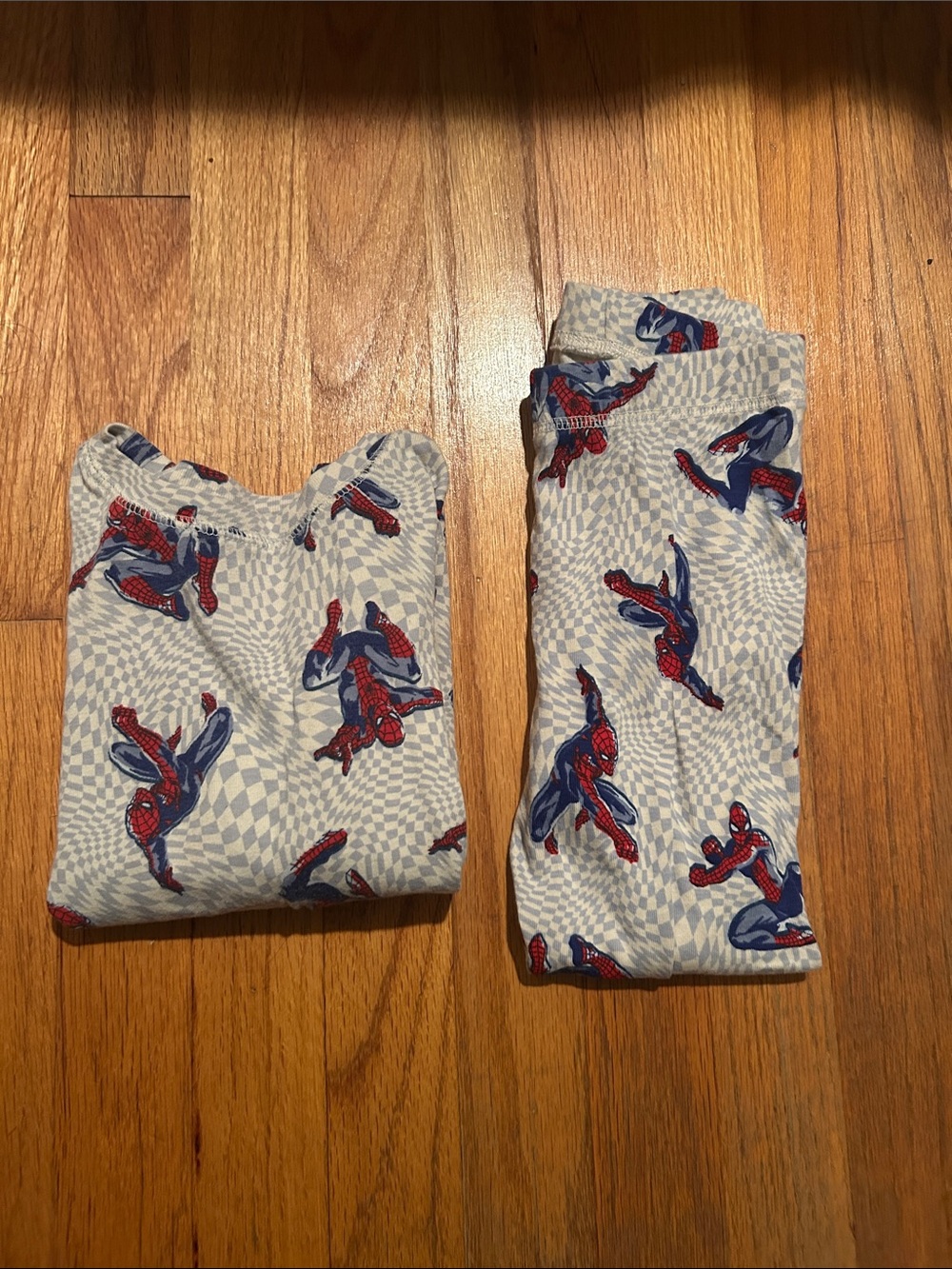 GAP Spider-Man Print Pajama - Gray, Red, Blue Size 6